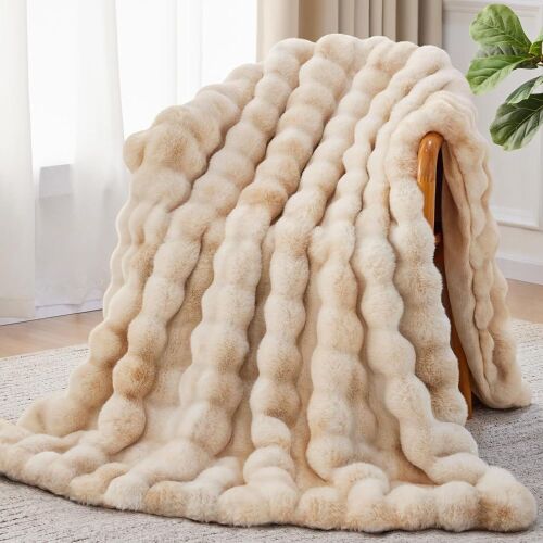 Faux Fur Fluffy Soft Bubble Throw Blanket - Lot 294