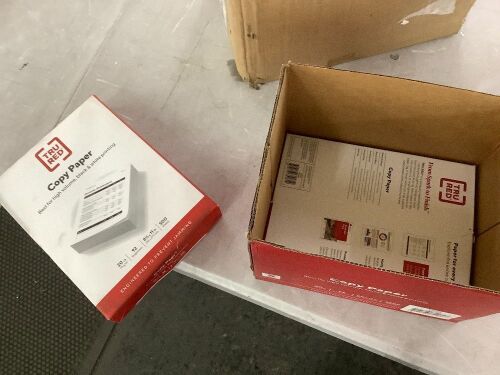TRU RED Copy Paper, 8.5" x 11", 92 Bright - 2 Reams - Lot 679
