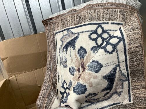 Alformbra Large Indoor Area Rug - Lot 3626