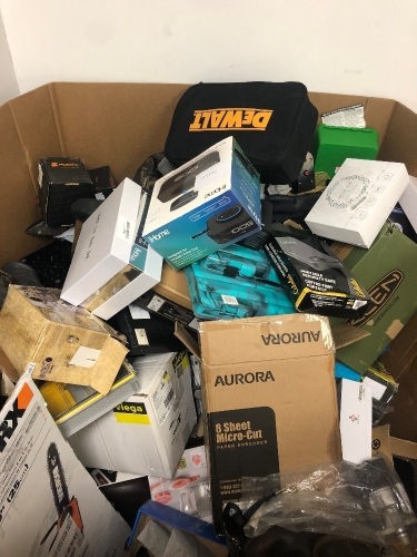 Salvage Pallet, Presorted Items Will Be Broken, Damaged or Have Missing Pieces, SOLD AS IS - Lot 7A