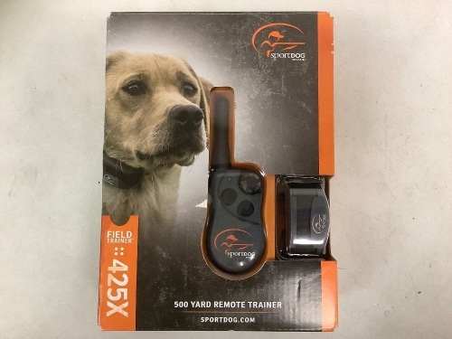 Sport Dog 500yd Remote Trainer, Powers Up, E-Commerce Return, Sold as is - Lot 149