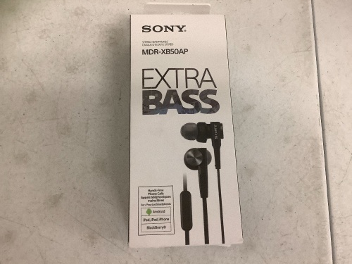 Sony Extra Bass Headphones, Appears New, Sold as is - Lot 164