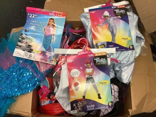 Box of Childrens Miscellaneous Costumes, E-Commerce Return, Sold as is - Lot 406