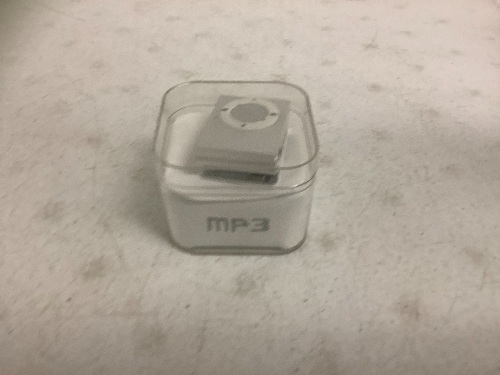 mp3 Player, Powers Up, Appears New, Sold as is - Lot 435