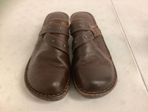 b.o.c. Womens Clogs, 8M, E-Commerce Return, Sold as is - Lot 461