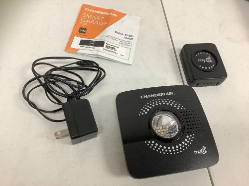 Chamberlain Smart Garage Hub, Powers Up, E-Commerce Return, Sold as is - Lot 573