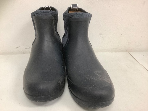 Ugg Womens Chevonne Boots, Size 10, E-Comm Return - Lot 578