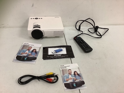 Mini Projector, Powers Up, E-Commerce Return, Sold as is - Lot 656