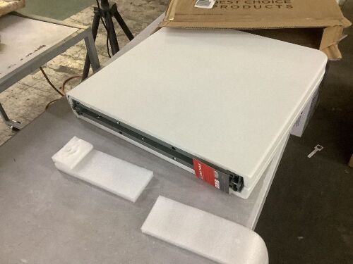 Portable Folding Plastic Dining Table w/ Handle, Lock - 4ft - Lot 131