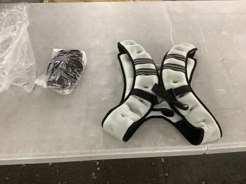 Weighted Vest - Lot 758