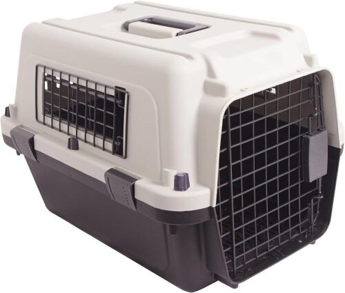 Portable Small Pet Carrier - Lot 743