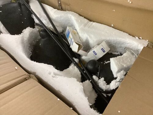 Adjustable 3-Arms Large Pendant Lighting Fixture - Lot 597