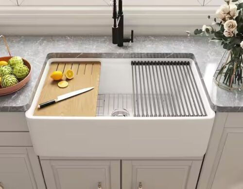 DEERVALLEY White Fireclay 33 in. Single Bowl Farmhouse Apron Workstation Kitchen Sink with Cutting Board, Bottom Grid, Strainer - Lot 42JF