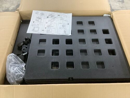 Acrylic Dog Crate, 26.2" x 20" x 23.4" - Lot 168