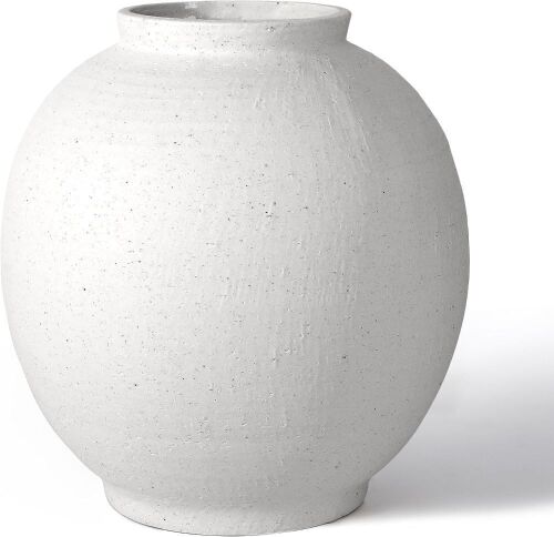 11" White Ceramic Vase - Lot 777