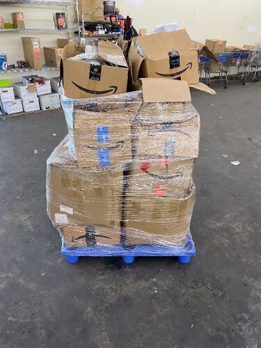 High Piece Count Pallet of Unbranded, Aftermarket Car Emblems & Accessories - Non-OEM, Authenticity Unknown - Lot 74