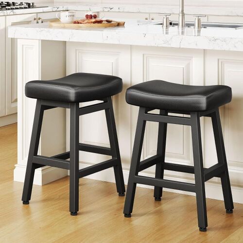 Raynesys Counter Height Bar Stools, Set of 2 - Lot 174