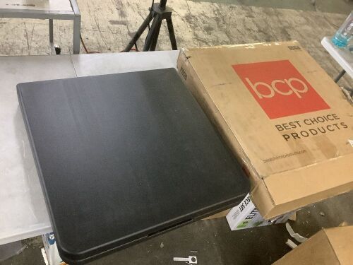 Portable Folding Plastic Dining Table w/ Handle, Lock - 4ft - Lot 525