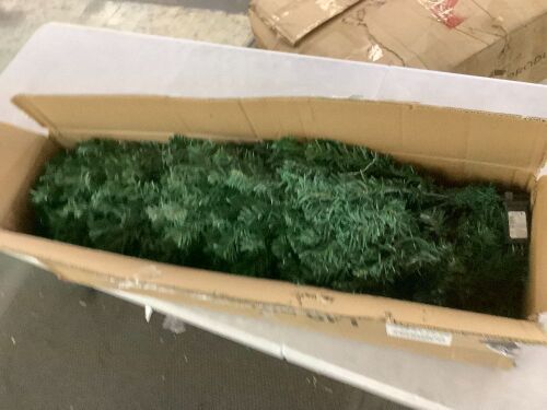 6' Artificial Christmas Tree - Lot 693