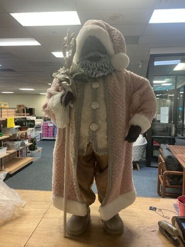 Signature Selection 34" Santa - Lot 450