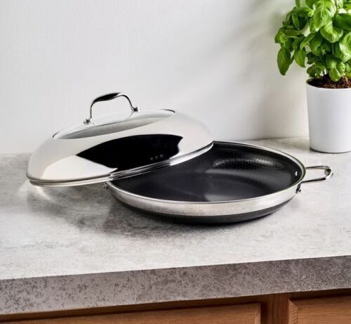 Hexclad Hybrid Fry Pan with Lid, 14" - Lot 179