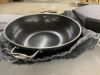 Hexclad Hybrid Wok with Lid, 14" - Thumbnail 5