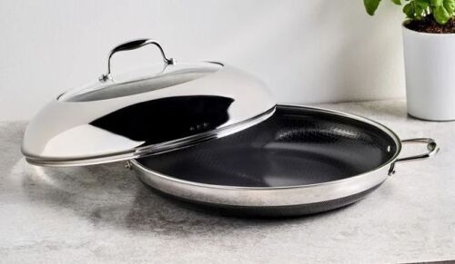 HexClad Hybrid Fry Pan with Lid, 14" - Lot 110