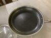 HexClad 10.5" Skillet with Lid - Thumbnail 2