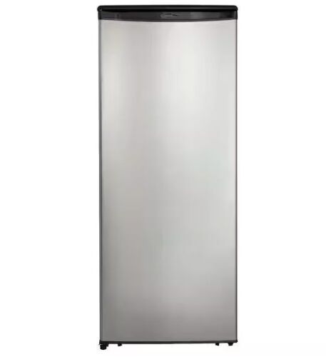 Danby Designer 24 in. W 11.0 cu. ft. Freezerless Refrigerator in Stainless Steel, Counter Depth - Lot 26JF