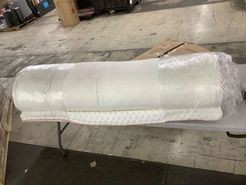 Mattress Topper, Queen - Lot 719