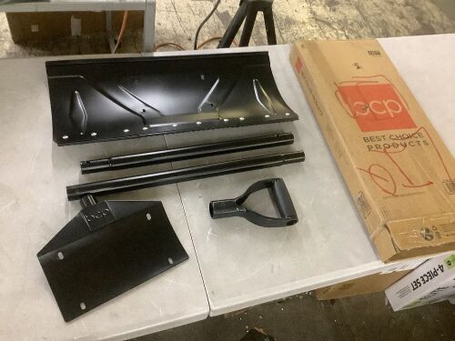 24" Snow Pusher, Heavy Duty Hand Plow - No Hardware - Lot 305
