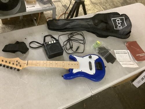 Kids Electric Guitar Beginner Starter Kit w/ 5W Amplifier - 30 in - Lot 119