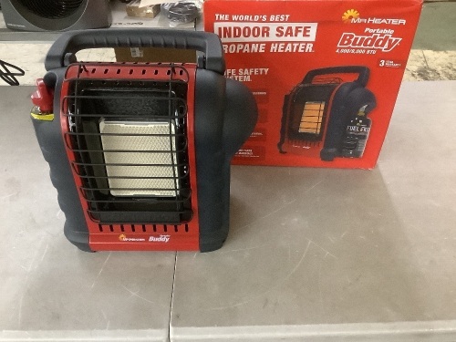 Mr. Heater Portable Buddy 9,000 BTU Radiant Propane Indoor/Outdoor Space Heater - Lot 810JF
