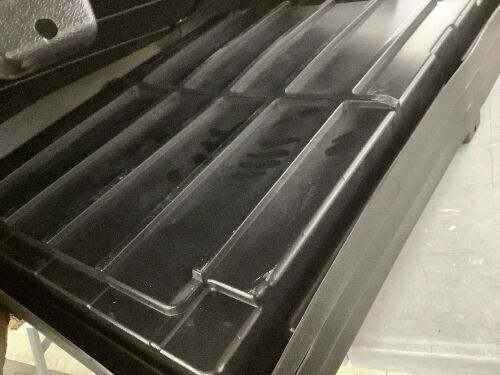 Slide-Out Truck Bed Cargo Tray for 5.2' Bed - Lot 165