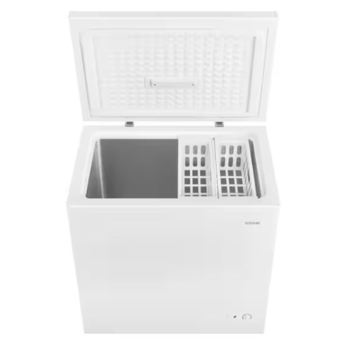 Vissani 7.0 cu. ft. Manual Defrost Chest Freezer with LED Light in White, Garage Ready - Dent on Bottom Left Back Corner - Lot 17JF