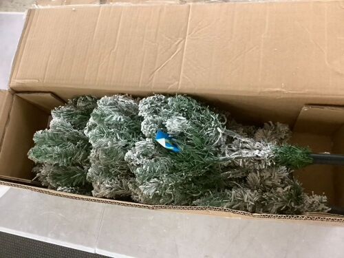 4..5' Pre-Lit Snow Flocked Artificial Pencil Christmas Tree - Lot 745