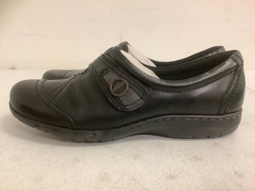 Cobb Hill Womens Shoes, 8.5M, Appears New, Sold as is - Lot 208
