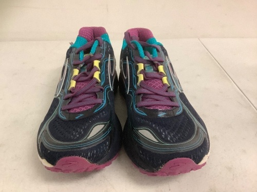 Brooks Womens Shoes, 8B, Appears New, Sold as is - Lot 241