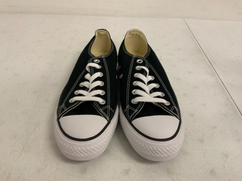 Converse Unisex Shoes, M7 W9, Appears New, Sold as is - Lot 249