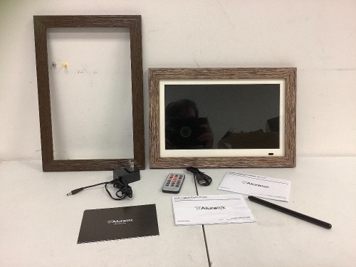 Digital Photo Frame, Powers Up, E-Commerce Return, Sold as is - Lot 302