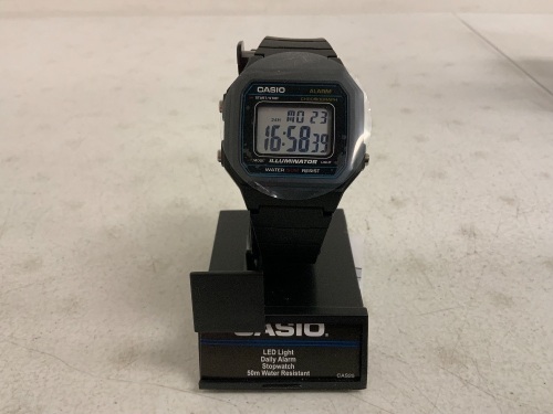 Casio Mens Watch, Appears New, Sold as is - Lot 368
