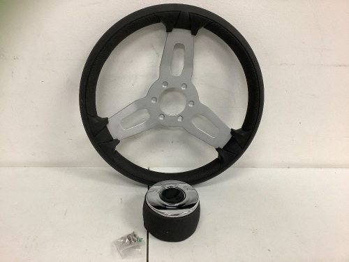 Gussi Italia Golf Cart Steering Wheel, E-Commerce Return, Sold as is - Lot 372