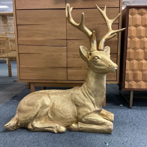 Deer - Lot 500