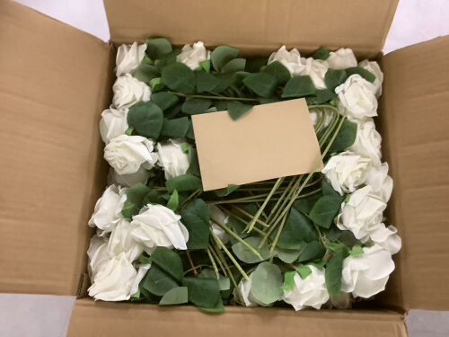 Artificial Flowers - Lot 762