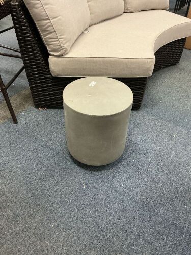 Round Concrete Side Table - Lot 527