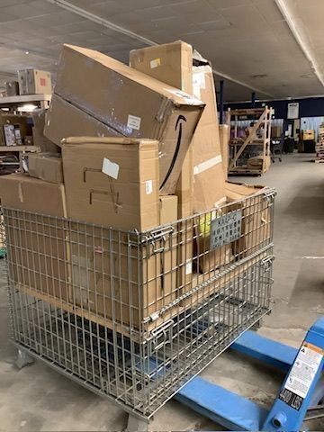 Amazon Mystery Bin - Lot 5800