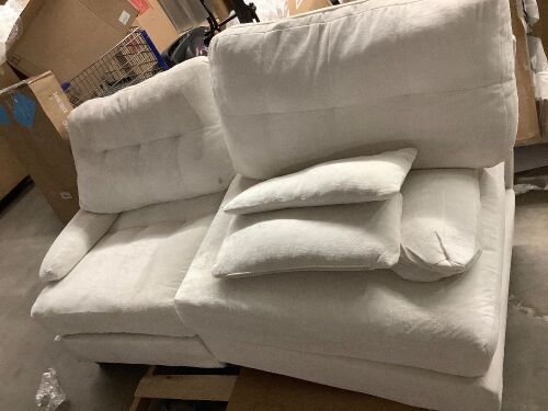 White Sofa - Lot 5809