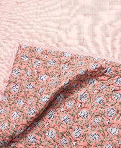 Ridhi Cotton Reversible Quilt, Queen - Lot 657