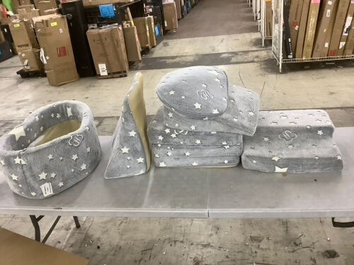 Foam Climbing Blocks with Small Ball Pit - Lot 751