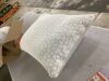 Memory Foam Cooling Pillow - Thumbnail 2